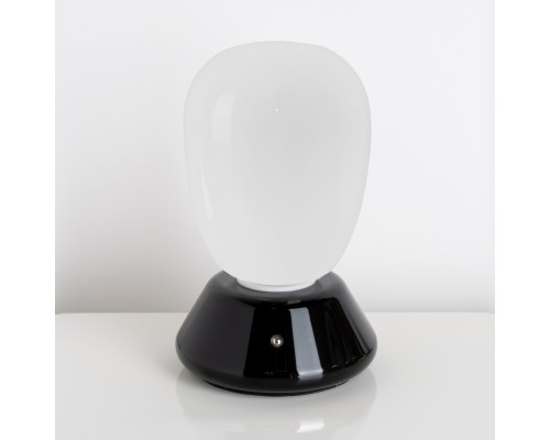 Настольная лампа диммируемая 10W 3000K матовый/черный Uovo III Lightstar 807917