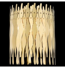 Бра Wertmark WE128.03.301 CELINA E14 3*40 Вт золото