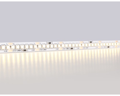 Светодиодная лента 12В 2835 240Led 17Вт/м 3000K IP20 5000*10*1.2 GS1401 AMBRELLA LIGHT AMBRELLA LIGHT