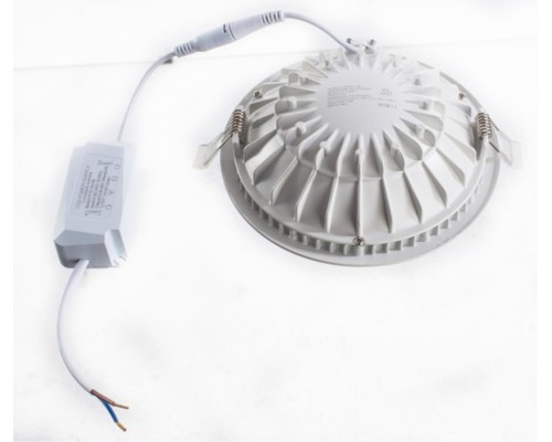 Точечный встраиваемый светильник Arte Lamp RIFLESSIONE A7016PL-1WH