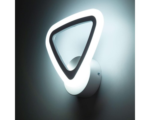 CL234B310 Мальта Белый Бра