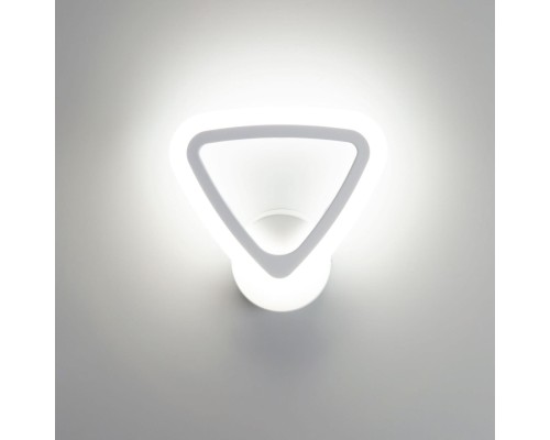 CL234B310 Мальта Белый Бра