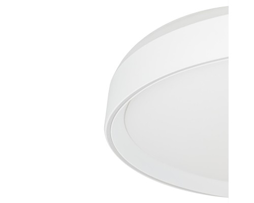 CL751450G BOSS Белый  LED Св-к с пультом