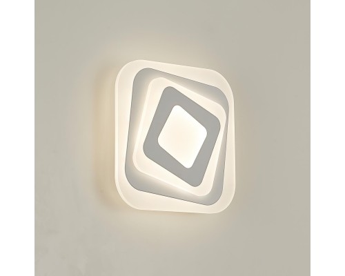 CL737B42 Триест Св-к