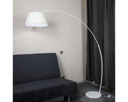 CL807010 Арчи Белый Св-к Торшер