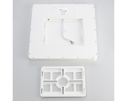 CL738K240V Бейсик Белый Св-к Накл. LED 24W*Мульти