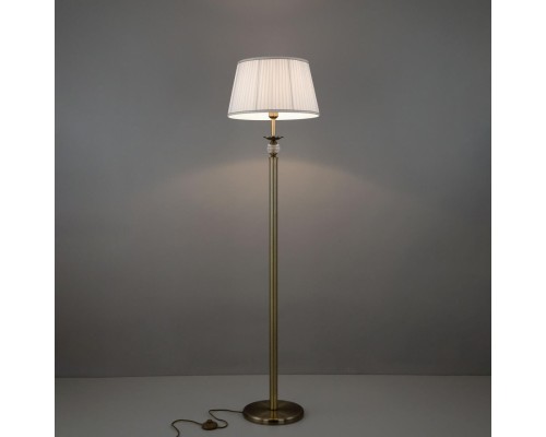 CL433913 Гера Св-к Торшер