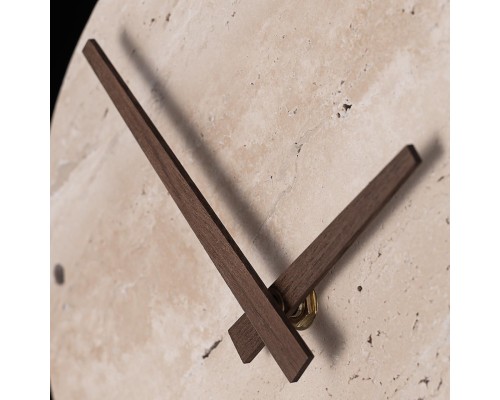 CL246015 MARES Св-к Настенный с часами