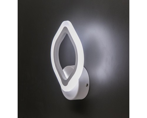 CL236B310 Ромби Белый Бра