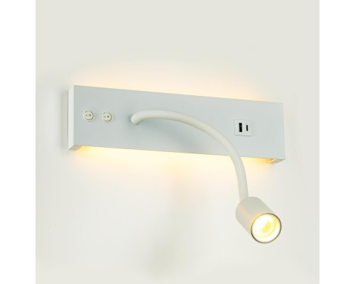 CL704470 Декарт Белый Св-к Настенный с USB