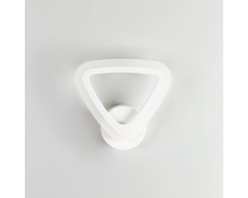 CL234B310 Мальта Белый Бра