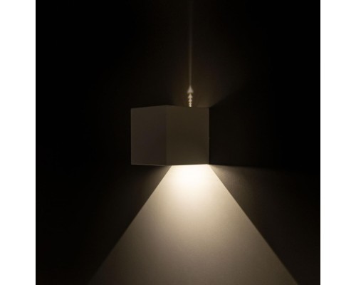 Настенный светодиодный светильник Citilux CL704060 Декарт-6 6Вт 3000К