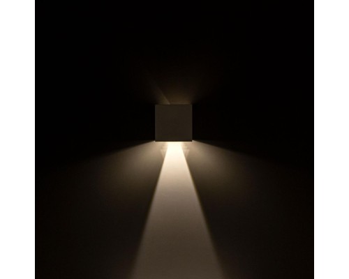 Настенный светодиодный светильник Citilux CL704060 Декарт-6 6Вт 3000К