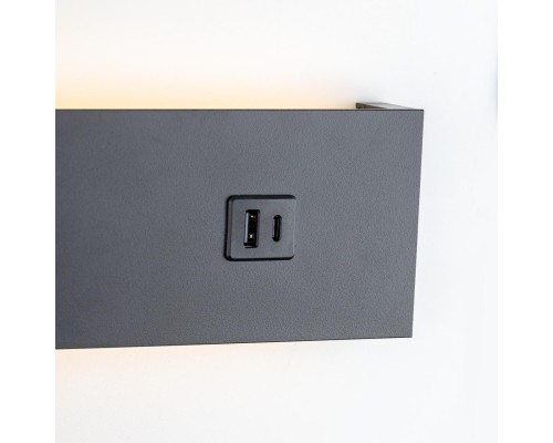 CL704461 Декарт Черный Св-к Настенный с USB