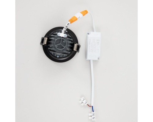CLD004NW4 Гамма Черный Св-к Встр. 7W*3500K