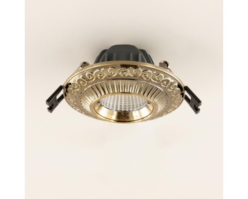 CLD041NW3 Боска Бронза  Св-к Встр. 7W*3500K