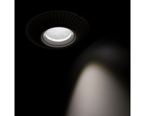 CLD042NW0 Дзета Белый  Св-к Встр. 7W*3500K