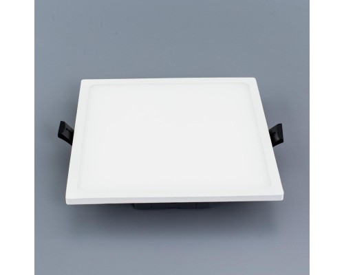 CLD50K220N Омега Белый Св-к Встр 22W*4000K