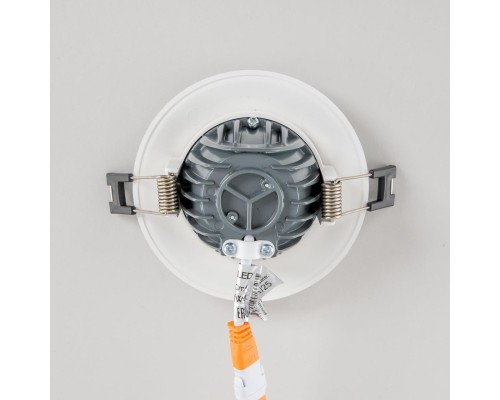 CLD042NW0 Дзета Белый  Св-к Встр. 7W*3500K