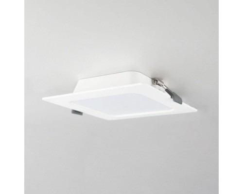 CLD55K07N Галс Квадр. Св-к Встр. LED 7W*4000K