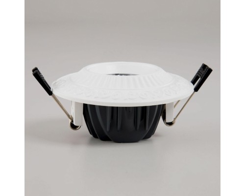 CLD041NW0 Боска Белый  Св-к Встр. 7W*3500K