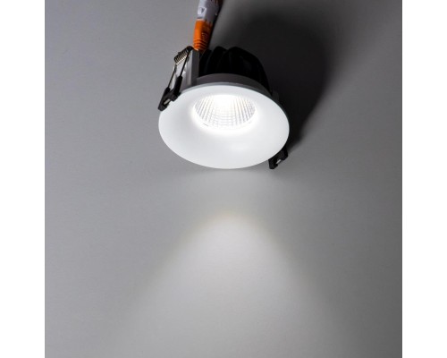 CLD004NW0 Гамма Белый Св-к Встр. 7W*3500K