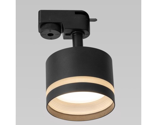 CL002T11 Hardy Черный Св-к Трековый