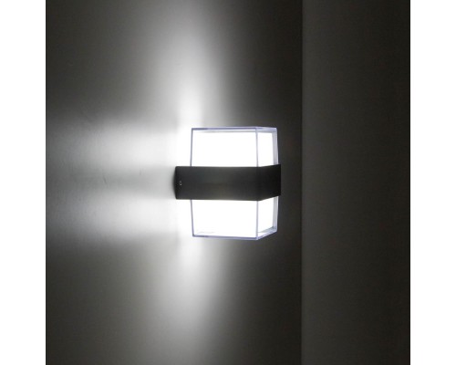 CLU0009K Св-к Уличный Настен. 2*6W*4000K