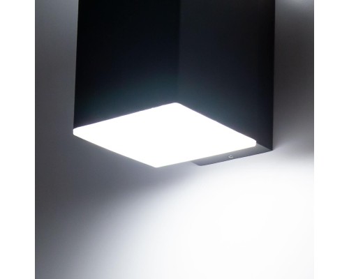 Уличный настенный светильник светодиодный двухсторонний Citilux CLU0002 2*6Вт 4000К IP54