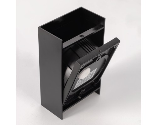 CLU0741 STELS Черный Св-к Настенный