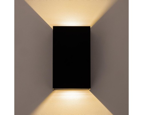 CLU0741 STELS Черный Св-к Настенный