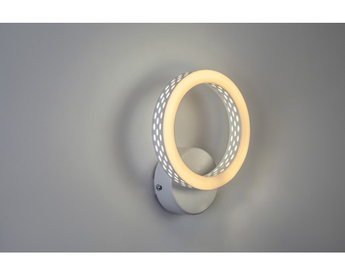 Настенный светильник Escada 10240/1 LED*7W White