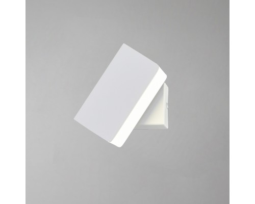 Настенный светильник Escada 10227/1 LED*2W White