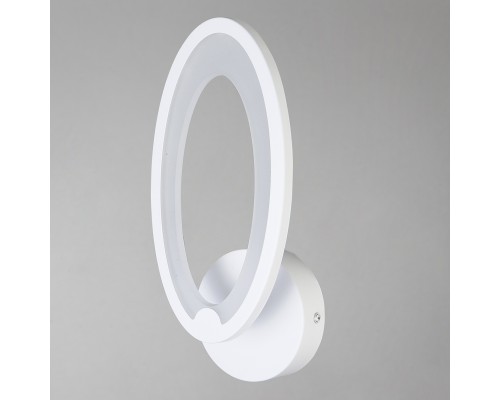 Настенный светильник Escada 10219/1 LED*9W White