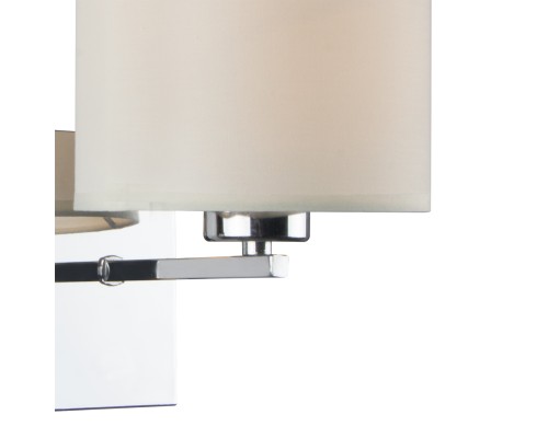 Настенный светильник Escada 550/1А E27*60W Chrome/White