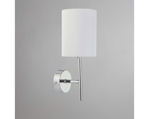 Настенный светильник Escada 1139/1A E14*40W White