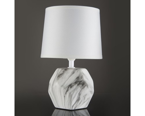 Настольный светильник Escada 10163/T E14*40W White marble