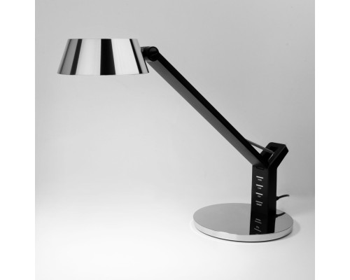 Светодиодная настольная лампа с сенсорным управлением 80426/1 черный/серебро