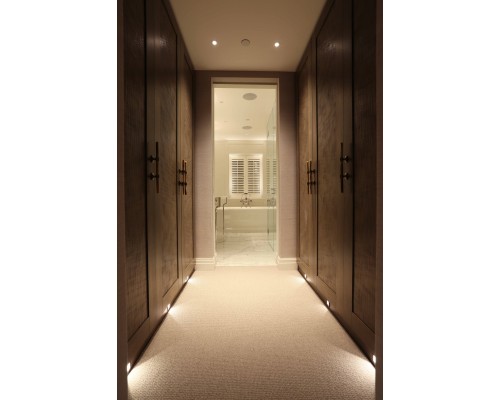 Настенный светильник Favourite 4047-1W Nox LED*1W, 20LM, 3000K, IP20 , sensor D30*W86*H86мм