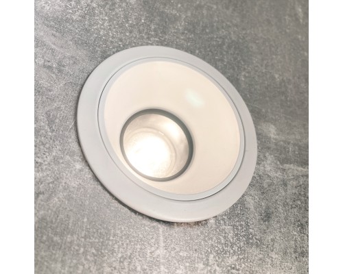 Врезной светильник Favourite 4524-1C Lamppu 1*GU10*35W, IP20 D90*H35, вр.от.D75мм