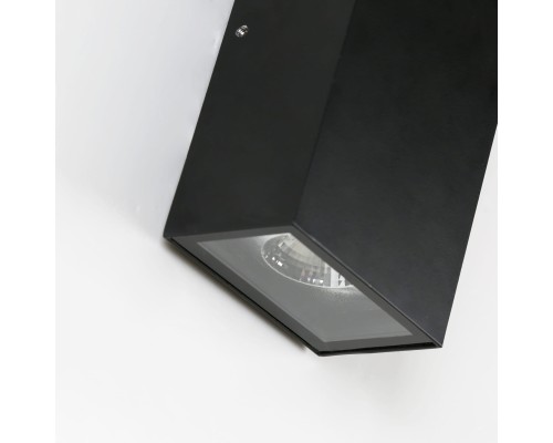 Уличный настенный светильник Favourite 2681-2W Lenis 2*LED*3W, 480LM, 3000K, IP54 D55*W90*H160мм