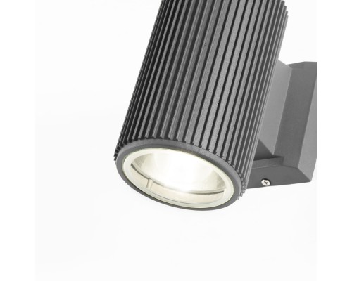 Уличный настенный светильник Favourite 2859-1W Pola 1*E27*40W, IP54 D155*W90*H160мм