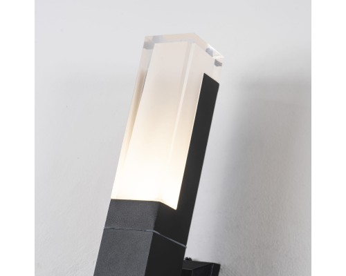 Уличный настенный светильник Favourite 2861-1W Pillar 1*LED*7W, 560LM, 3000K, IP54 D100*W50*H270мм