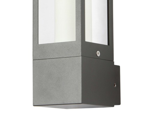 Уличный настенный светильник Favourite 3035-1W Later 1*GU10*35W, IP65 D93*W75*H210мм