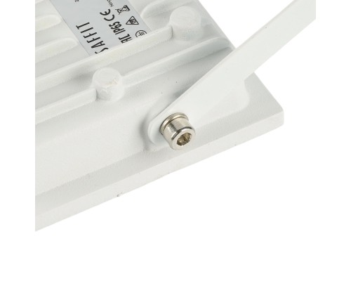 Светодиодный прожектор SAFFIT SFL90-20 IP65 20W 6400K белый