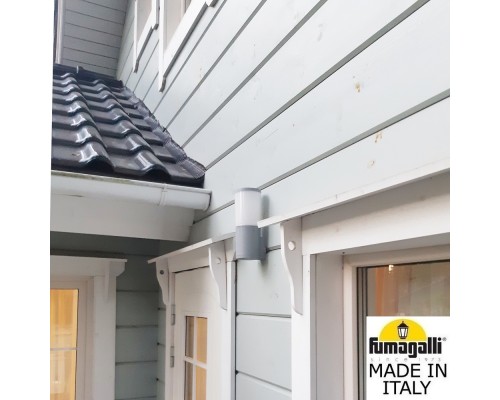 Светильник уличный настенный FUMAGALLI AMELIA WALL DR2.570.000.LYE27