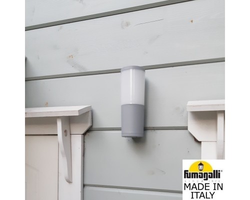 Светильник уличный настенный FUMAGALLI AMELIA WALL DR2.570.000.LYE27