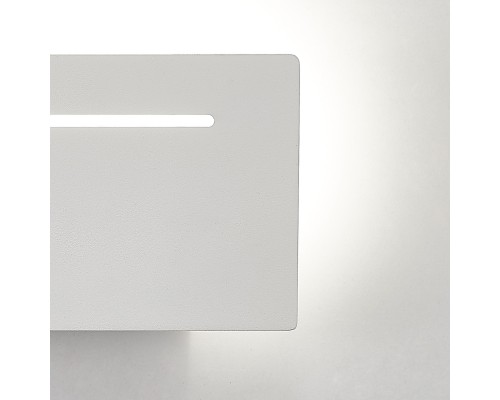 5120 Настенный светильник TOJA MANTRA