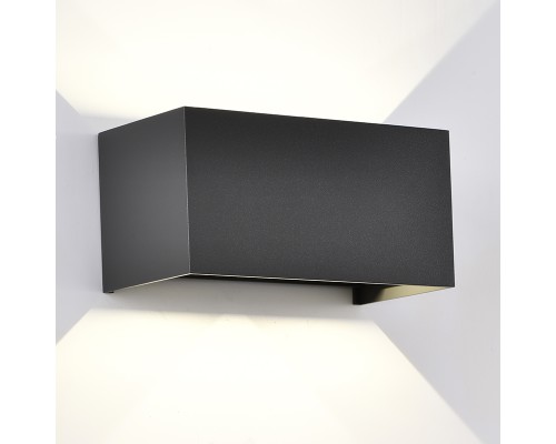 8605 Настенный уличный светильник DAVOS MANTRA