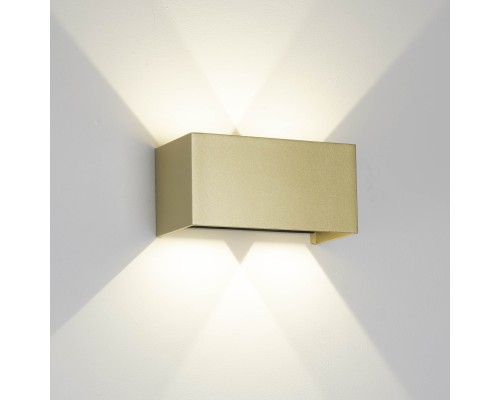 9224 Настенный уличный светильник DAVOS MANTRA